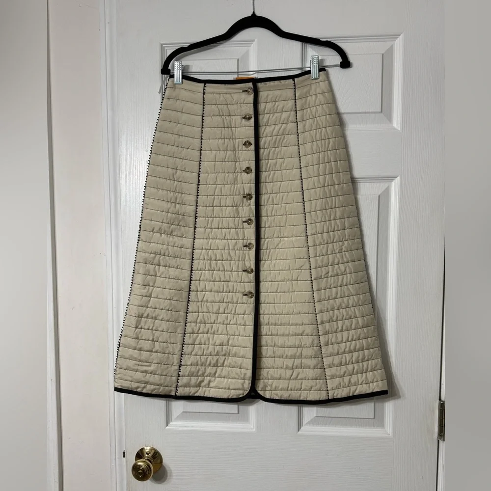 Tory Burch Quilted Jacket & Skirt Set NWT size 2 Light Pale Stone